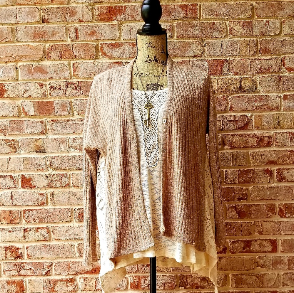 SALE! Beautiful UMGEE Cardigan!